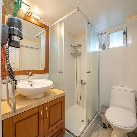 Neat Flat In Seaside Town * Argostoli (Kefalonia)